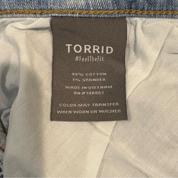 Women's Size 18 TORRID Perfect 10" Bermuda Jean Shorts Vintage Stretch Ripped - Picture 11 of 12